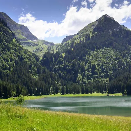 Berggasthaus Voralp Szálloda